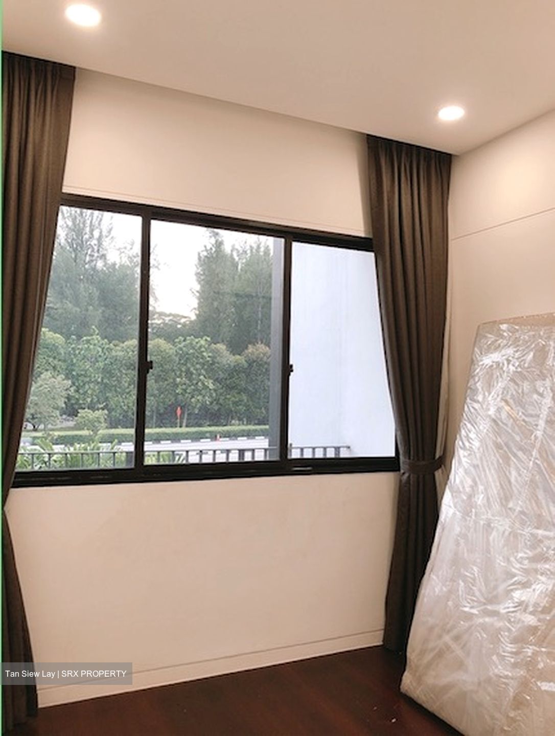 Village @ Pasir Panjang (D5), Condominium #484928461